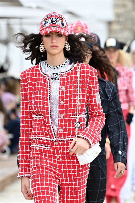 chanel 2022/23 cruise|Cruise 2022/23 Show .